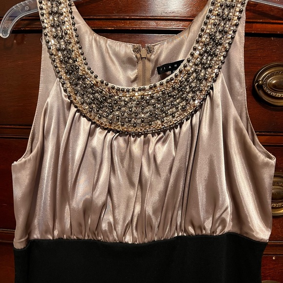 Gold and Black Beaded Cocktail Dress - Picture 4 of 6